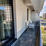 Apartament Lakeside Mamaja