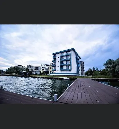 Lakeside Apartament Mamaja