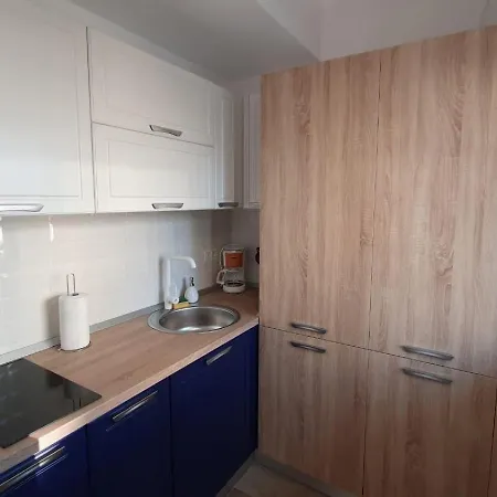Lakeside Apartament Mamaja